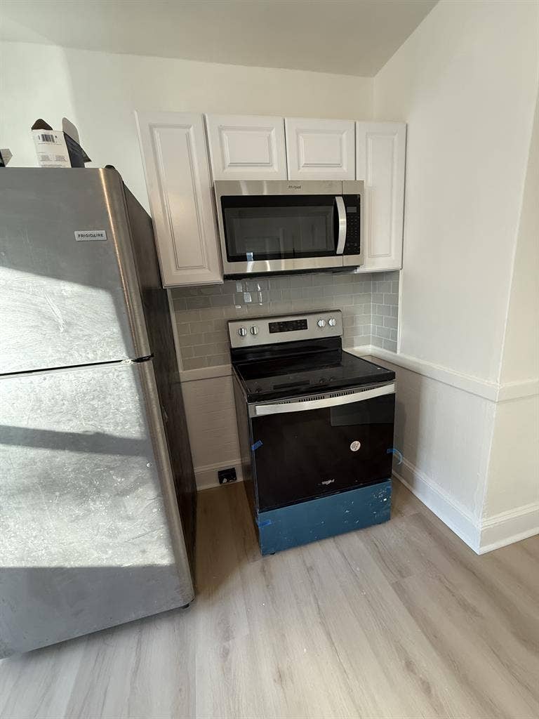 Rent a Room in Our Modern Apartment
