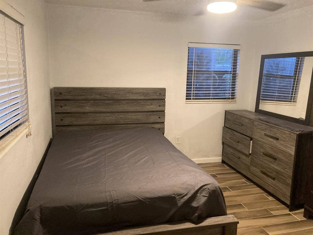 Room for rent $ + Utilities