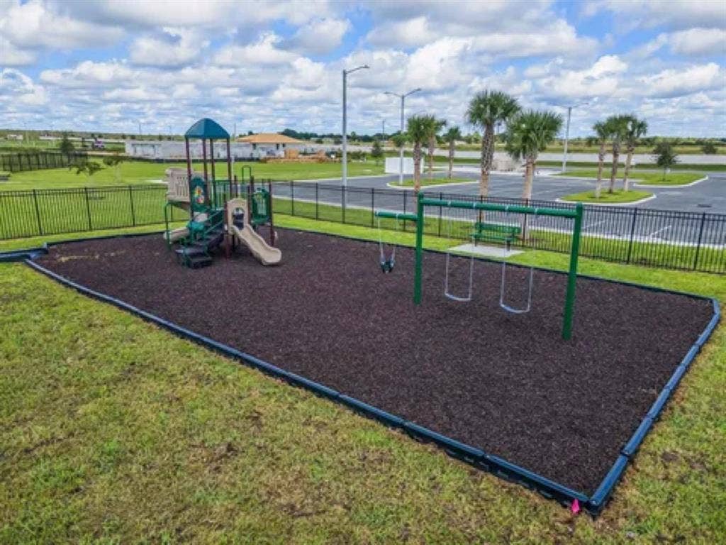 Chill spot with pool access