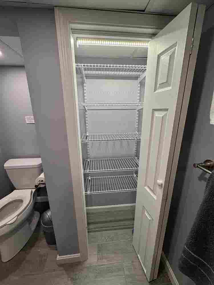 Room in Yarmouth Port $