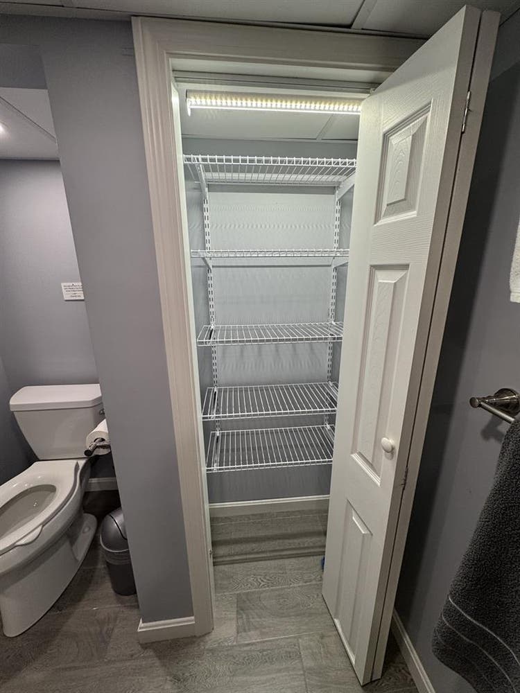 Room in Yarmouth Port $