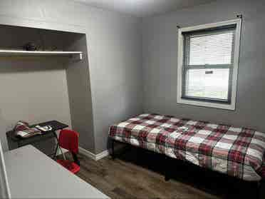 hundred per 
room