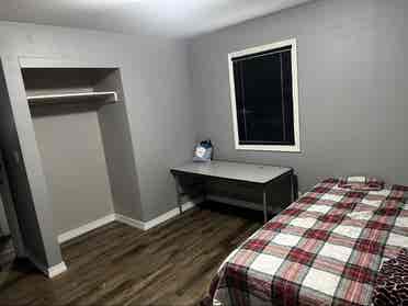 hundred per 
room