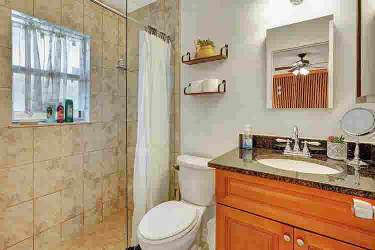 Coastal Charm Cozy Home - BR