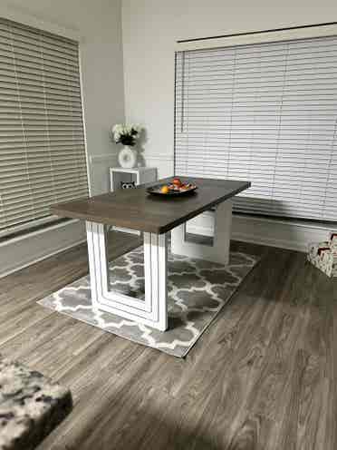 Looking for a roommate