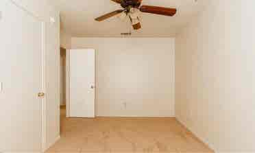 Room For Rent!