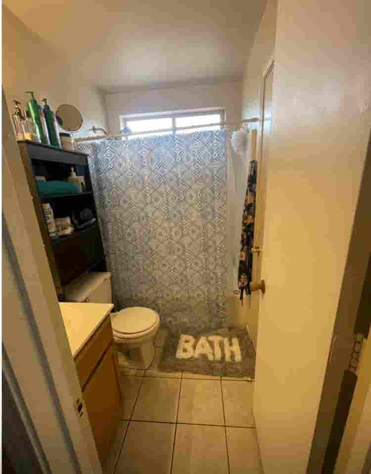 Room For Rent!