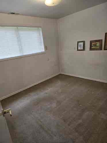 Nice rooms in clean house