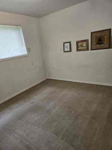 Nice rooms in clean house