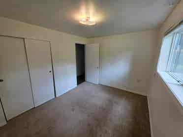 Nice rooms in clean house