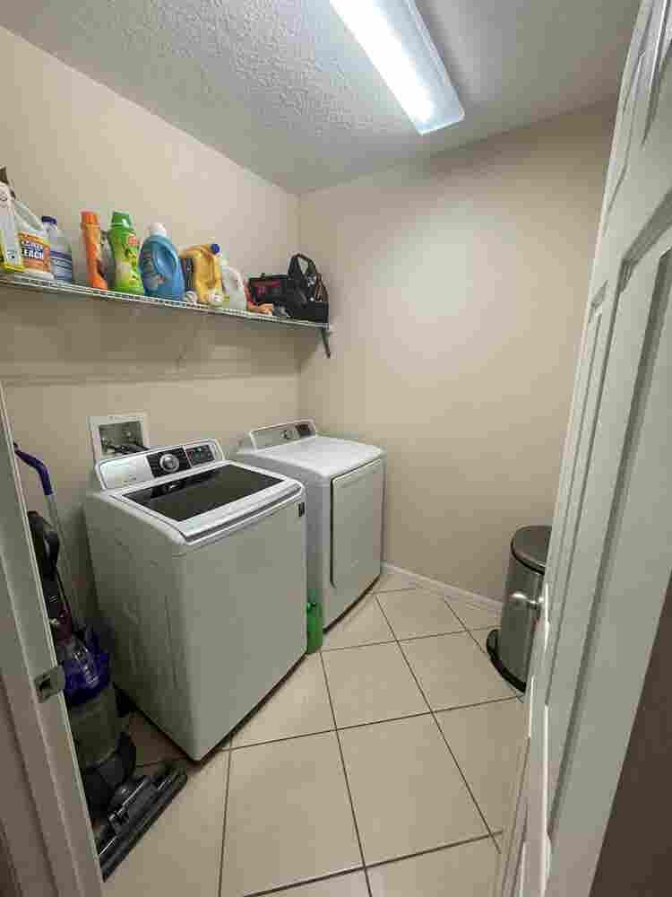 Room Available in a Cozy Home!