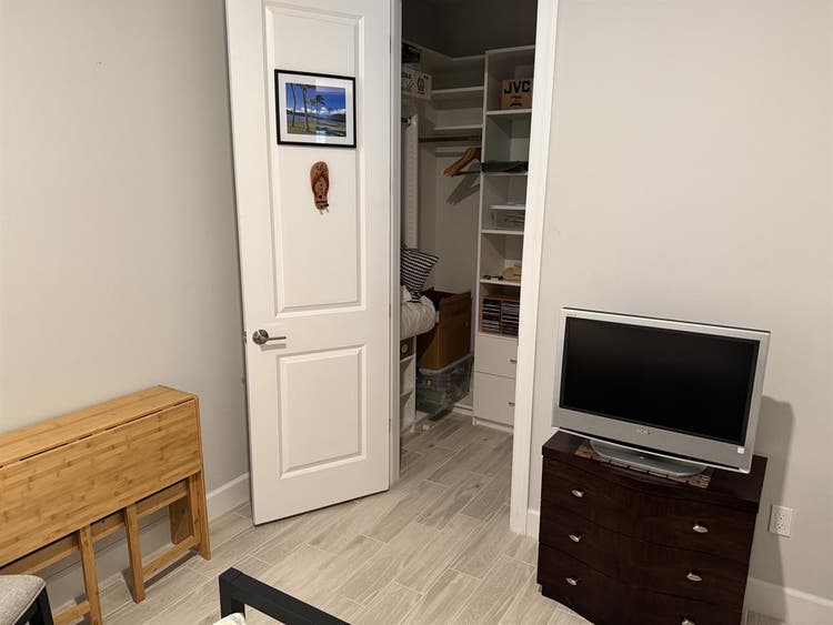 Room For Rent In New Home