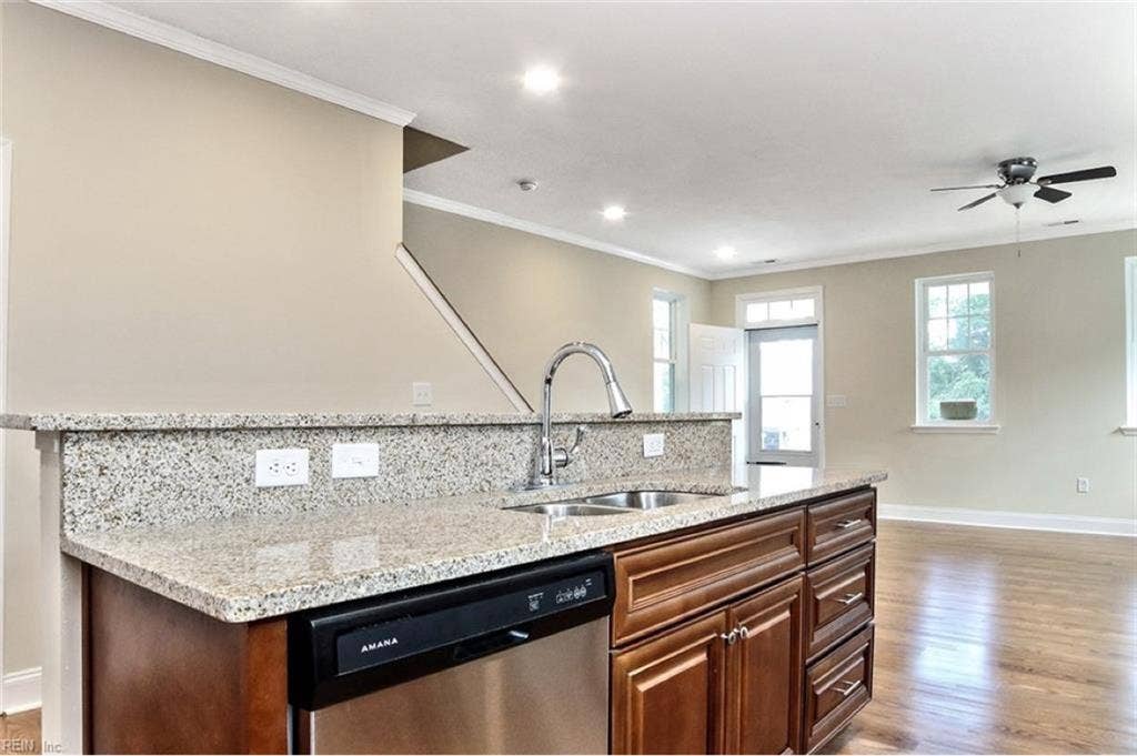 Room for rent, ODU/NSU/Ghent/NOB
