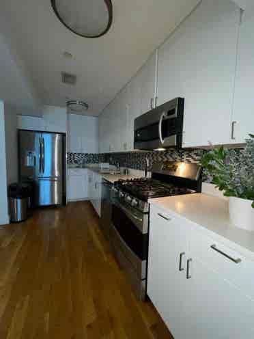 Spacious 2BR Apartment  UNION SQ