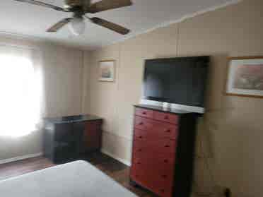 Navarre room $ a month