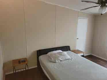 Navarre room $ a month