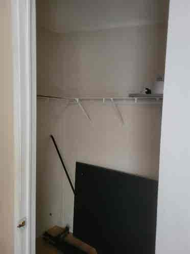 Navarre room $ a month