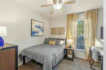 Room for Rent ASAP