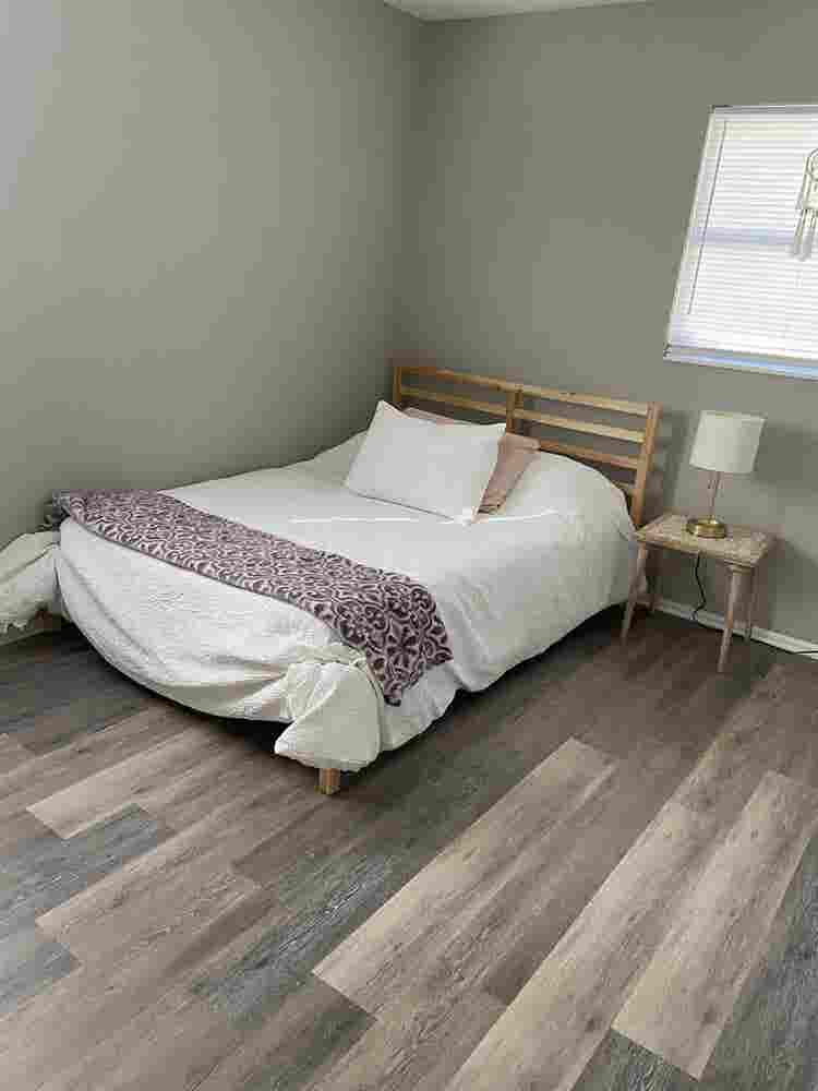 Bedroom and bathroom for rent