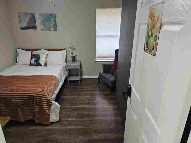 Furnished Room in Serene Cedar Park