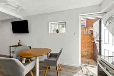 Furnished Studio in Silver Spring