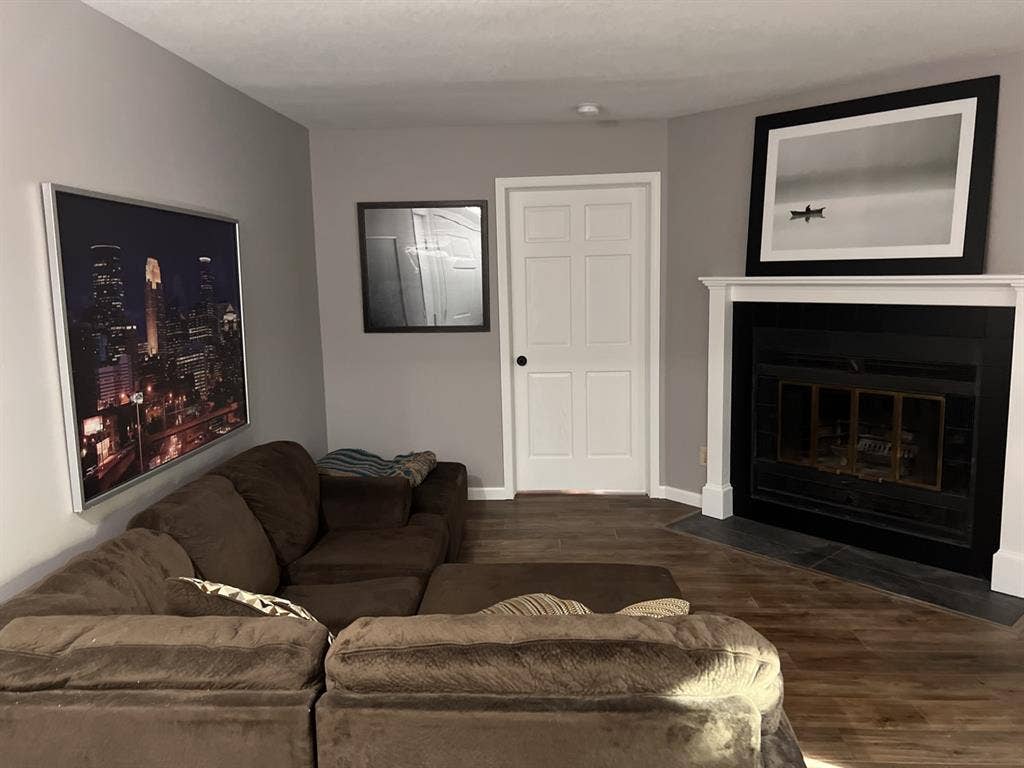 Great room in beautiful home