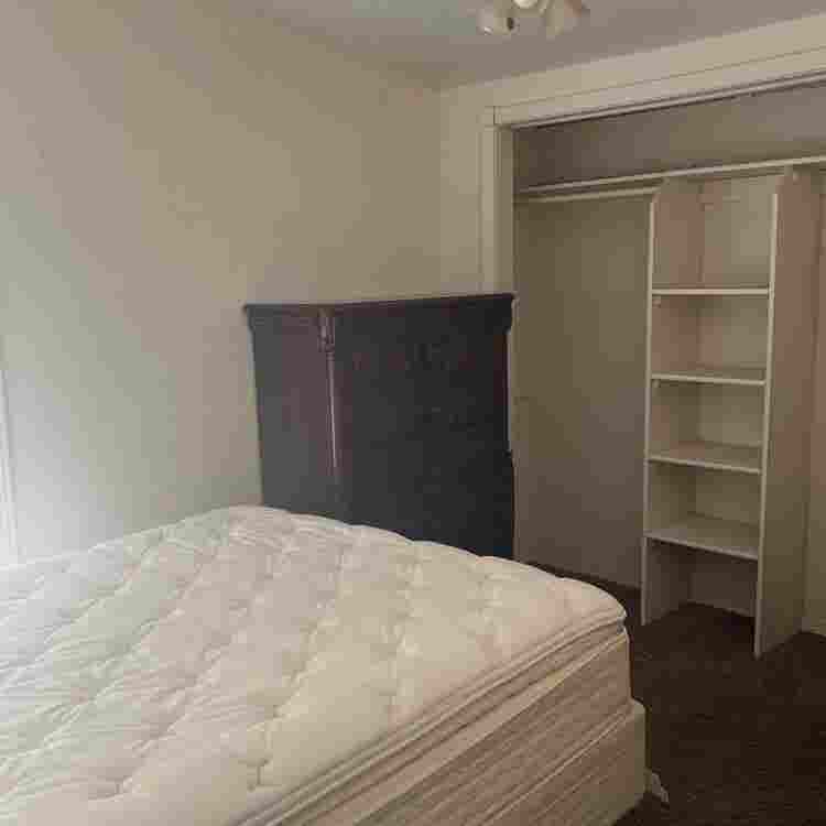 2 rooms available immediately!