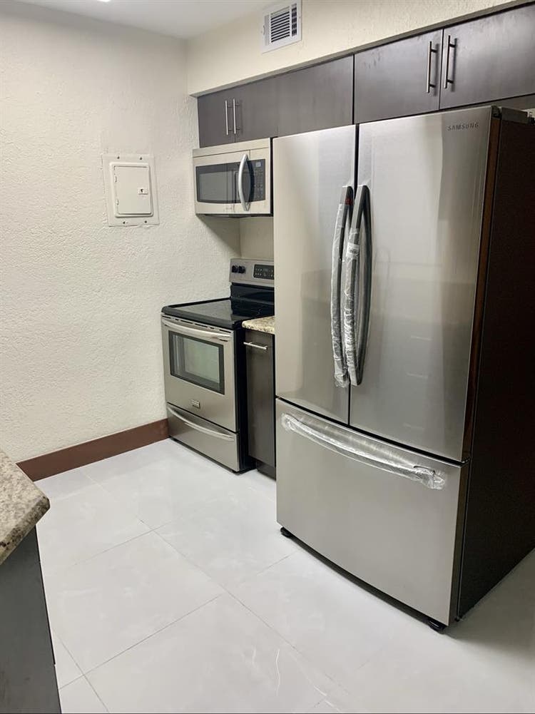 Shared rooms. J1 friendly