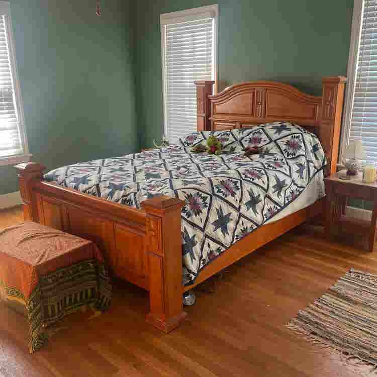 Private bedroom and bathroom