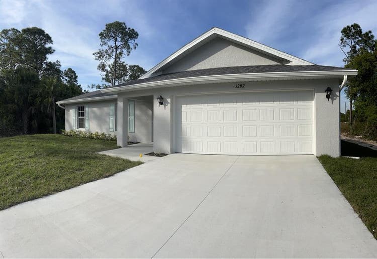 3 bedrooms and 2 bathrooms. Open