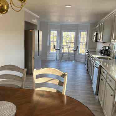 3 bedrooms for Roommate set up!