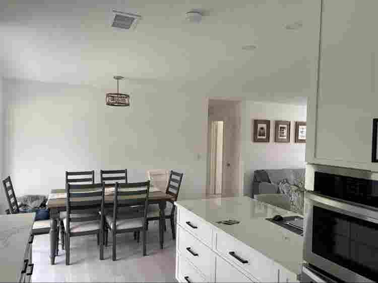 Room for rent in waterfront home