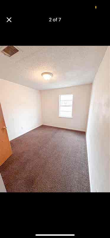 Roommate wanted