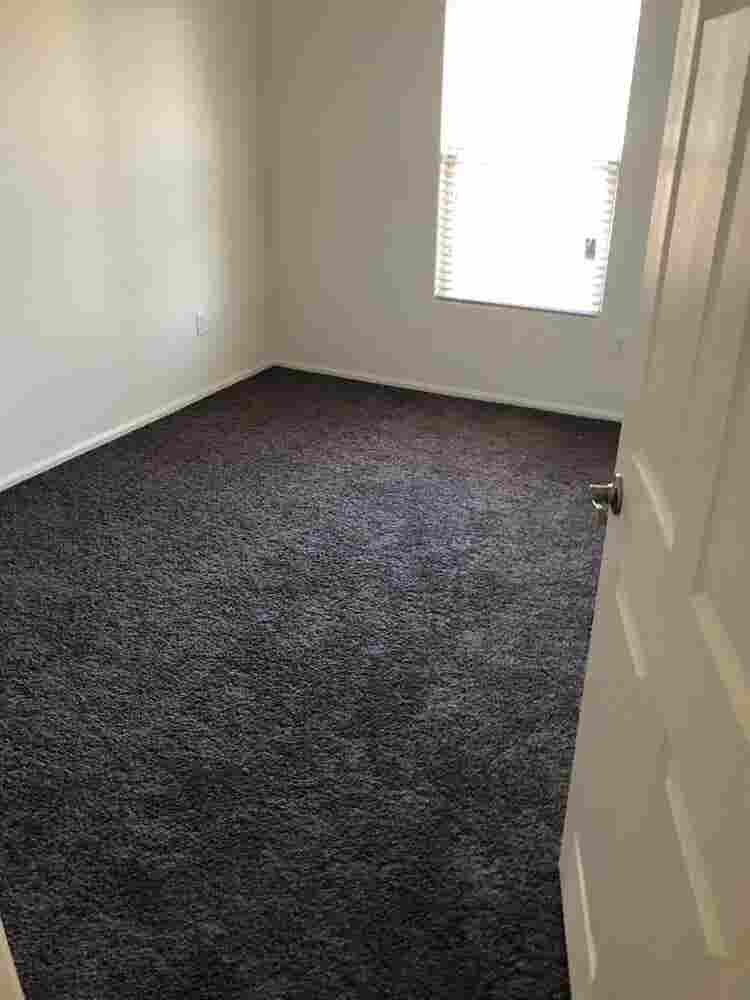 Room for rent - South Mountain Area