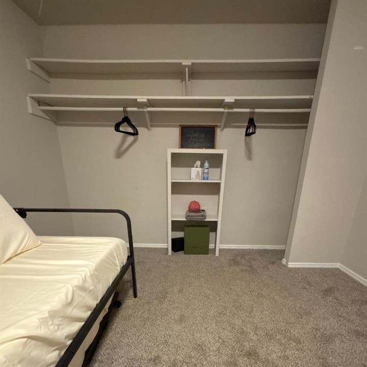 🌟 Room Available for Rent 🌟