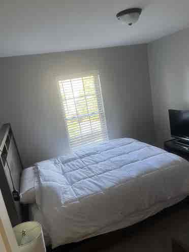 Fully furnished townhome