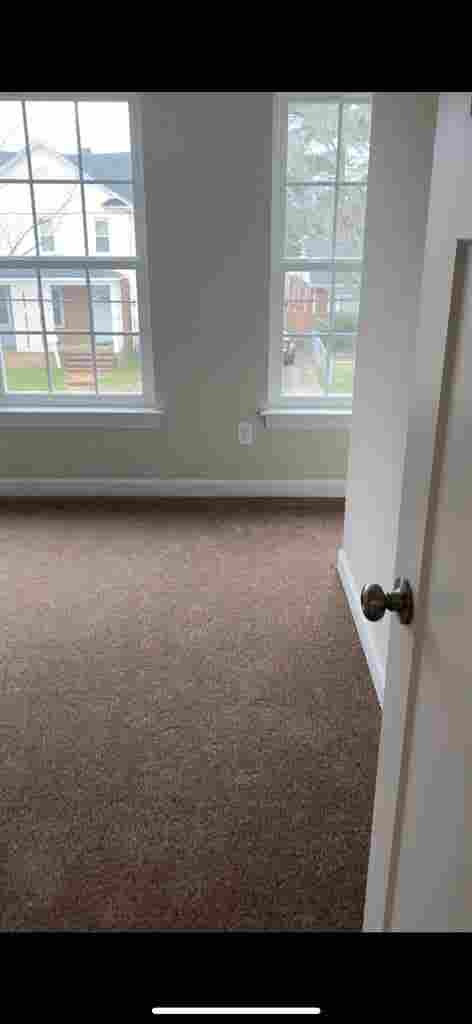 One bed room in a 4 bed room home