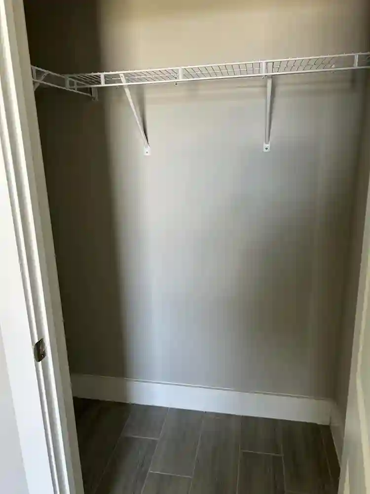 ROOMS AVAILABLE IN 4 BEDROOM HOUSEE