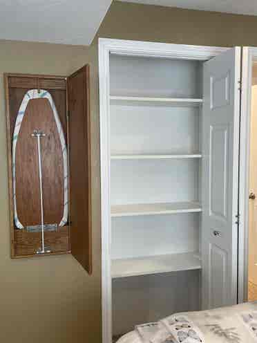 Large Furnished Room w/Bath