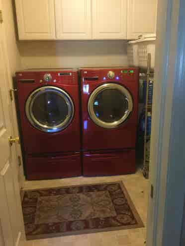Large Furnished Room w/Bath