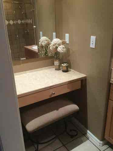 Large Furnished Room w/Bath