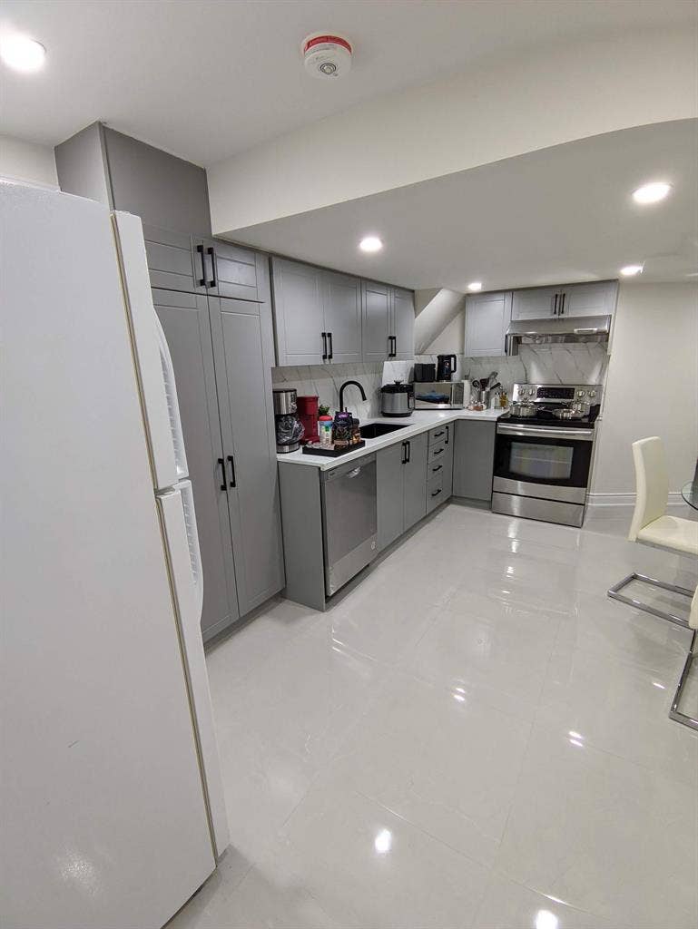 Shared room upper floor