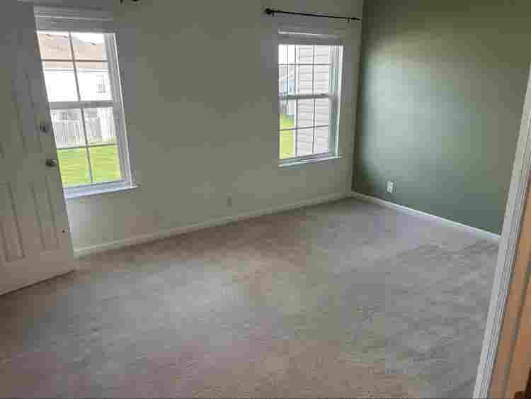 Private room and bathroom for rent