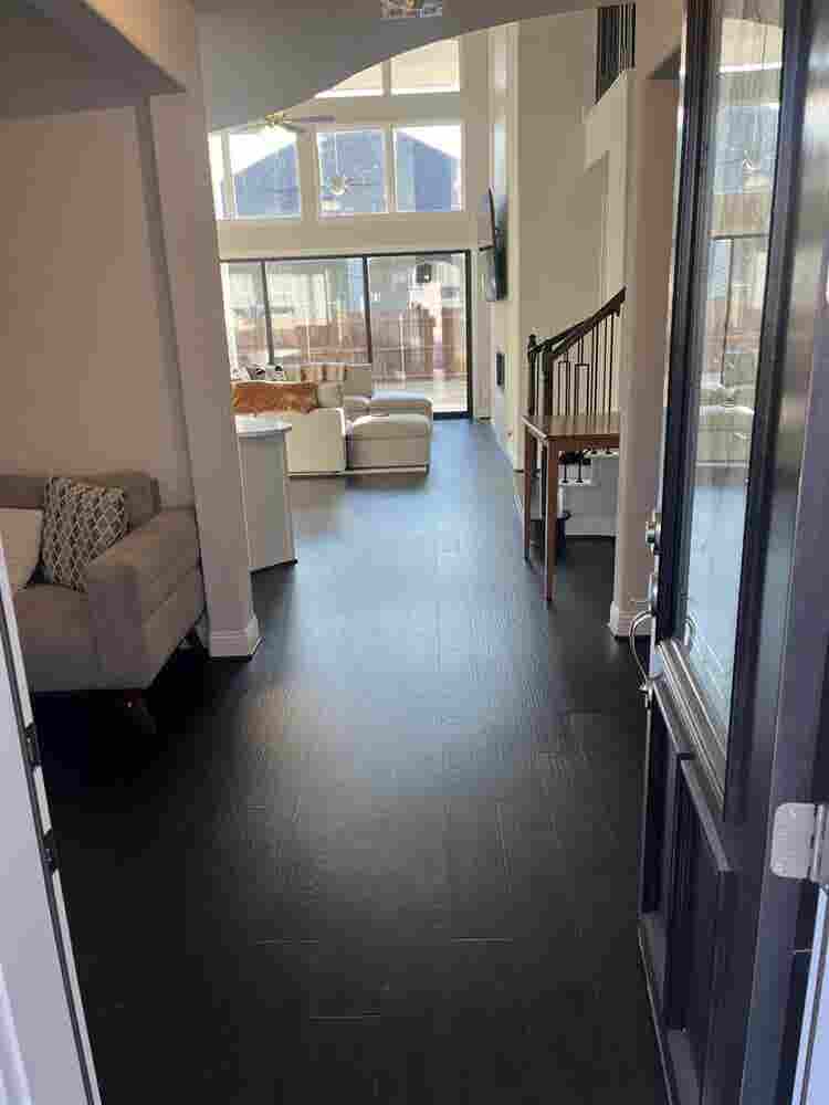 Room available in new build home!