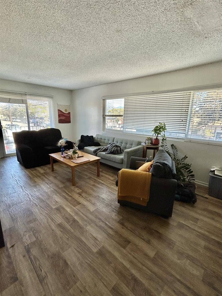 NEW SUBLEASE