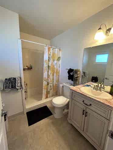 NEW SUBLEASE
