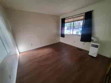Room in 3 Bed Duplex w/ Backyard