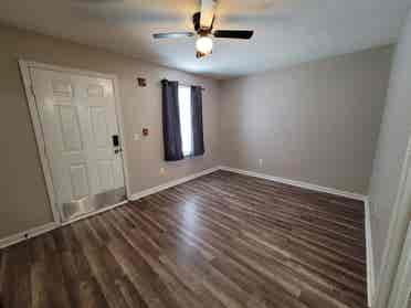 Semi Furnished Private Bdr/Bth