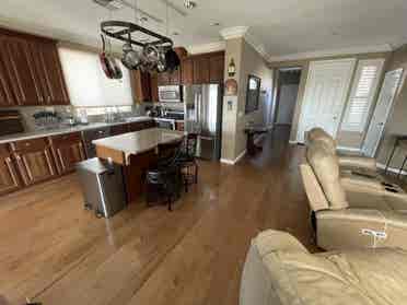 1 Bedroom w/Private Bathroom
