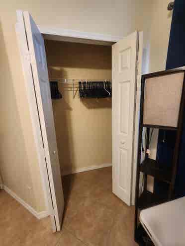 Room for Rent on lakefront